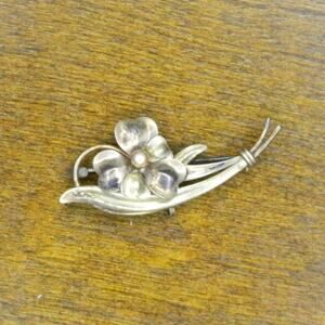 Sterling Flower Pin 1/ 20th 12k gf over silver stamped